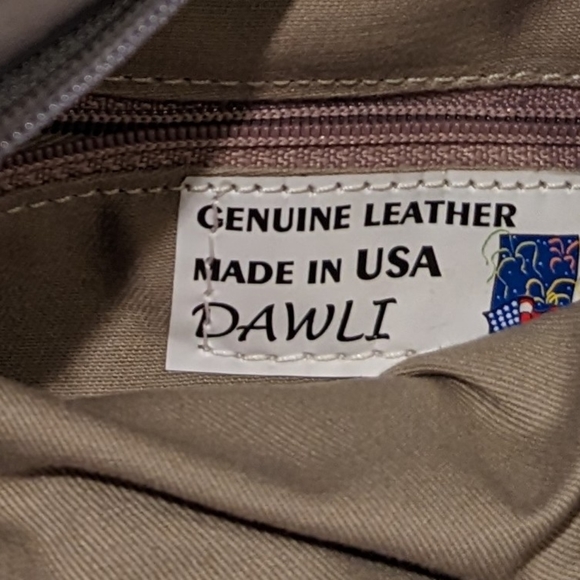 Vintage early '80's Dawli DAWLI Crossbody Silver Leather with inlaid stones - Picture 2 of 6